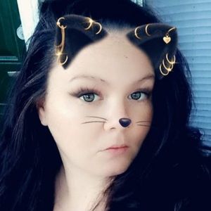 Meet your Posher, Tanya